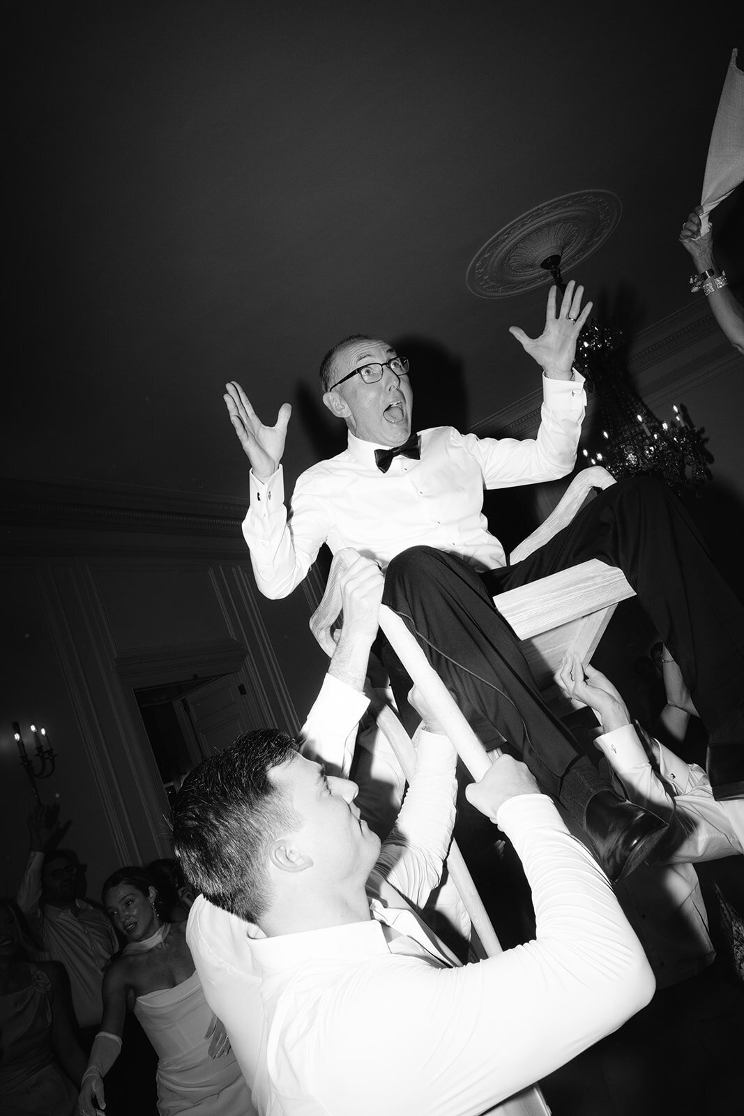 summer-wedding-reception-at-glen-manor-house