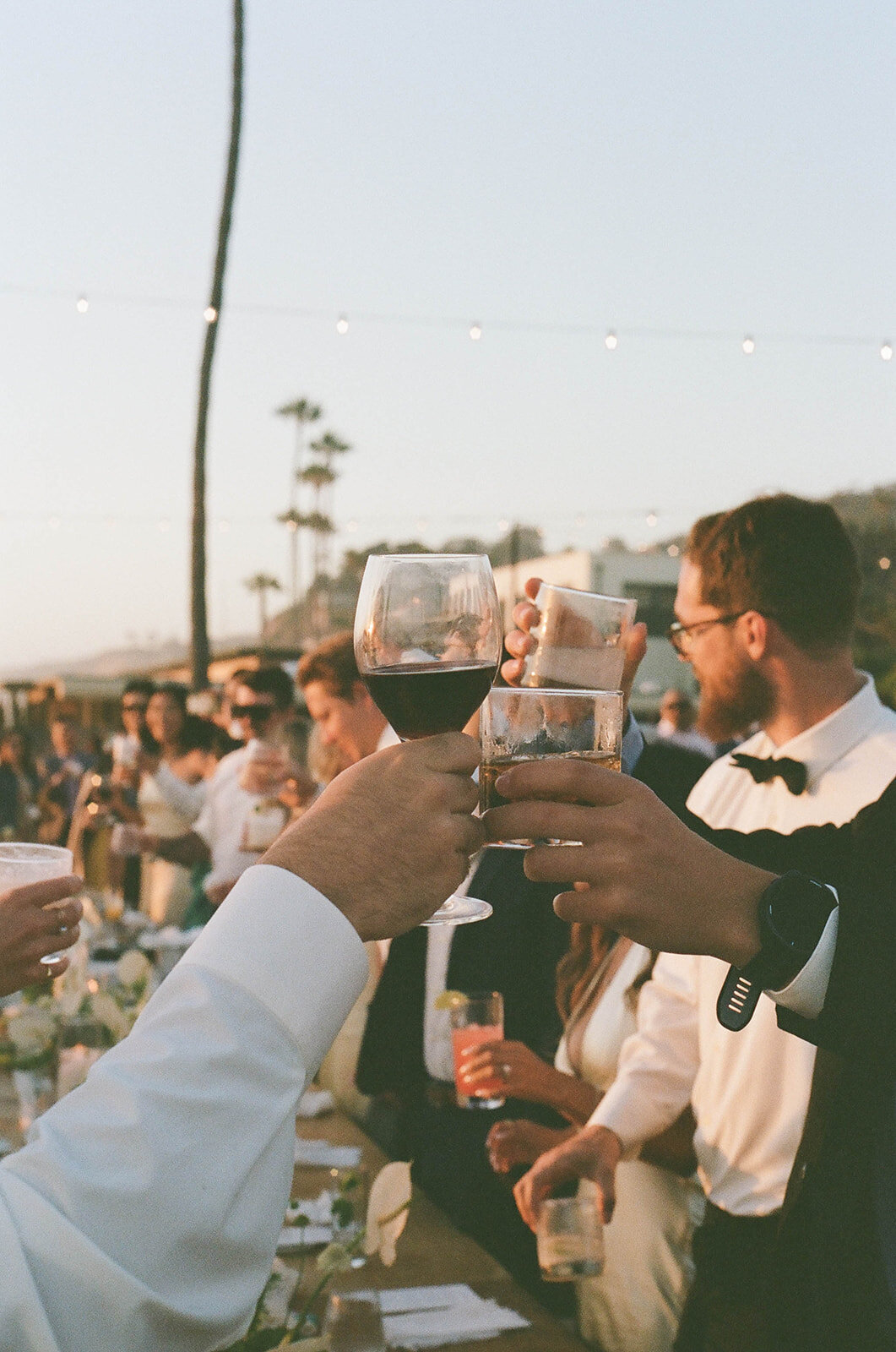 meagan-hilss-events-stunning-beach-wedding