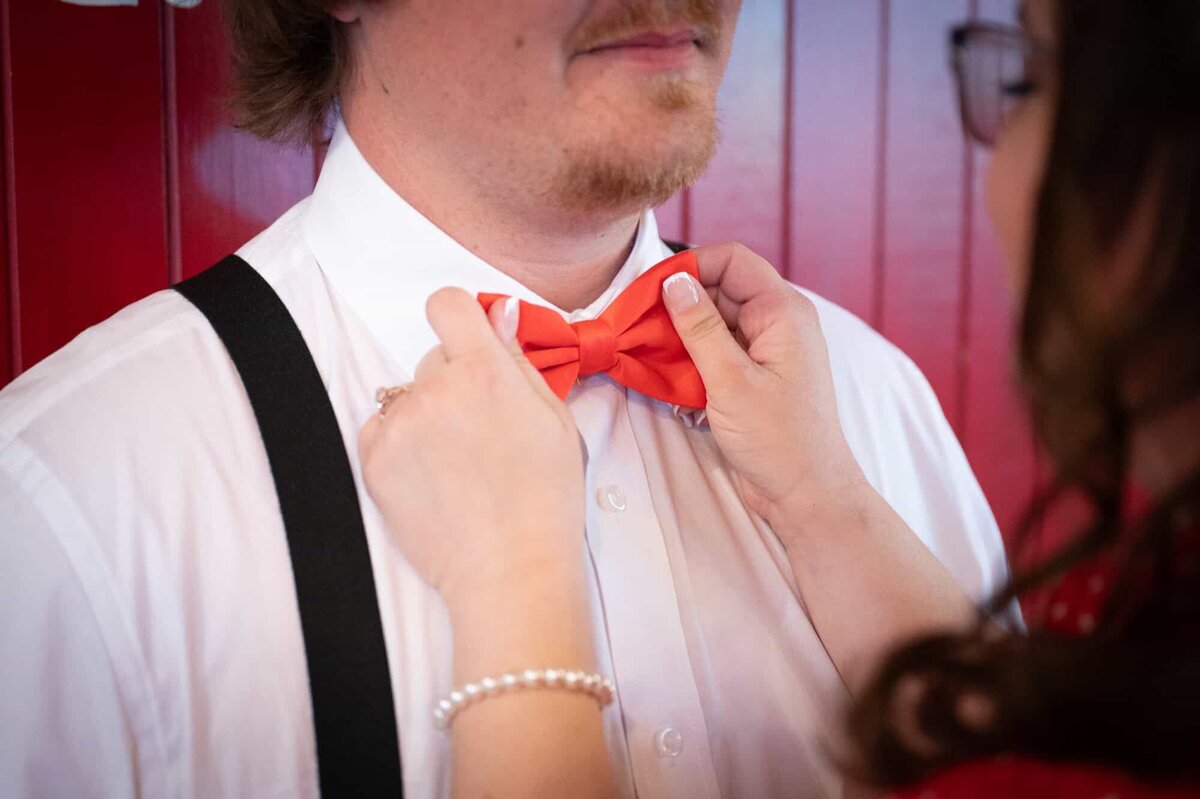 grandrapidsweddingphotographer-ah2025-60