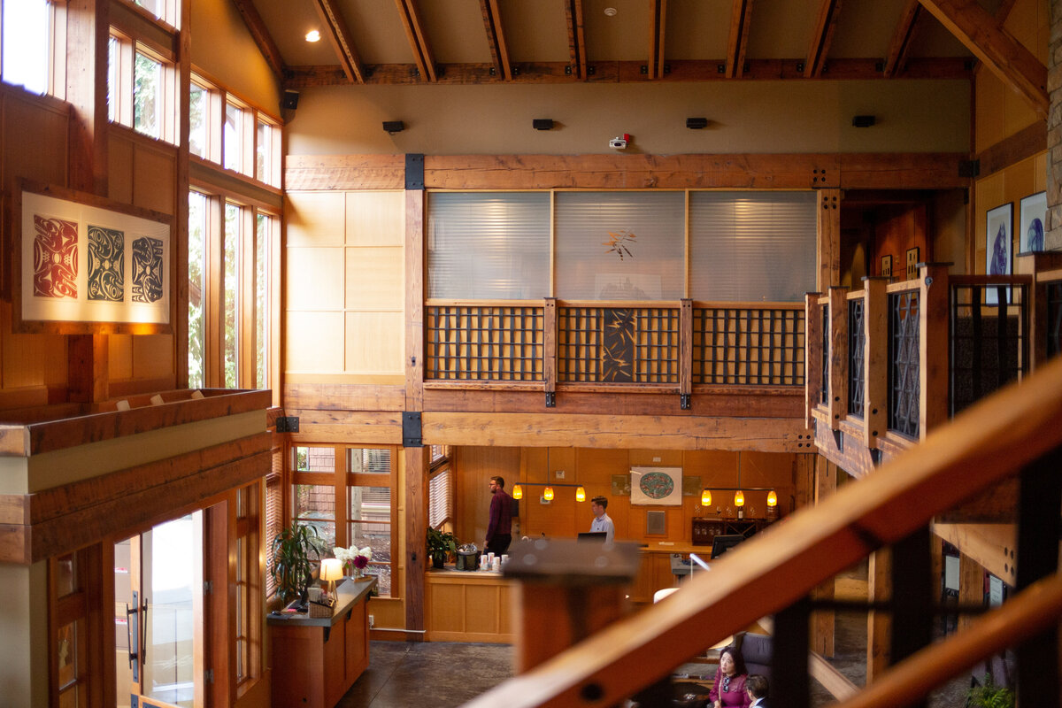 willows lodge lobby photos