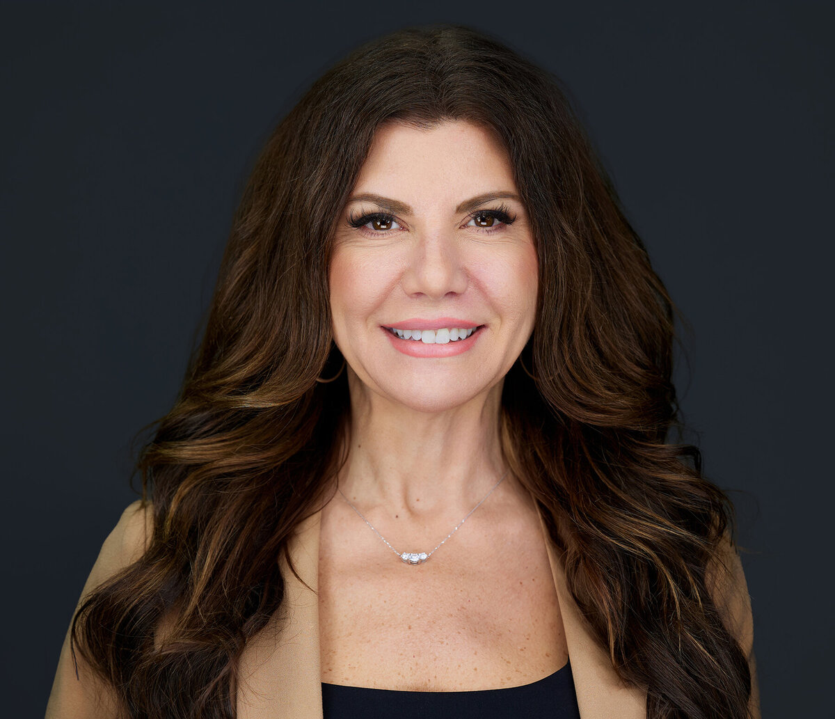 enid arvelo headshots