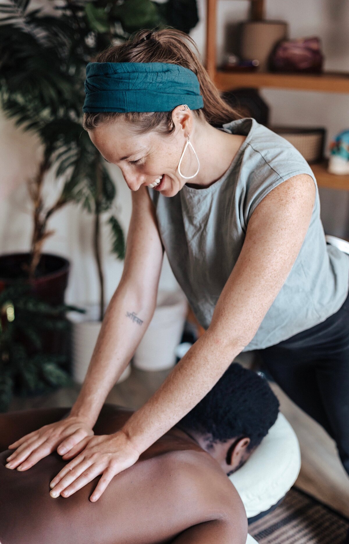 CIRINA_CASALUCI_PHOTOGRAPHY_LAUREN_FLANAGAN_KIRKLAND_WA-23