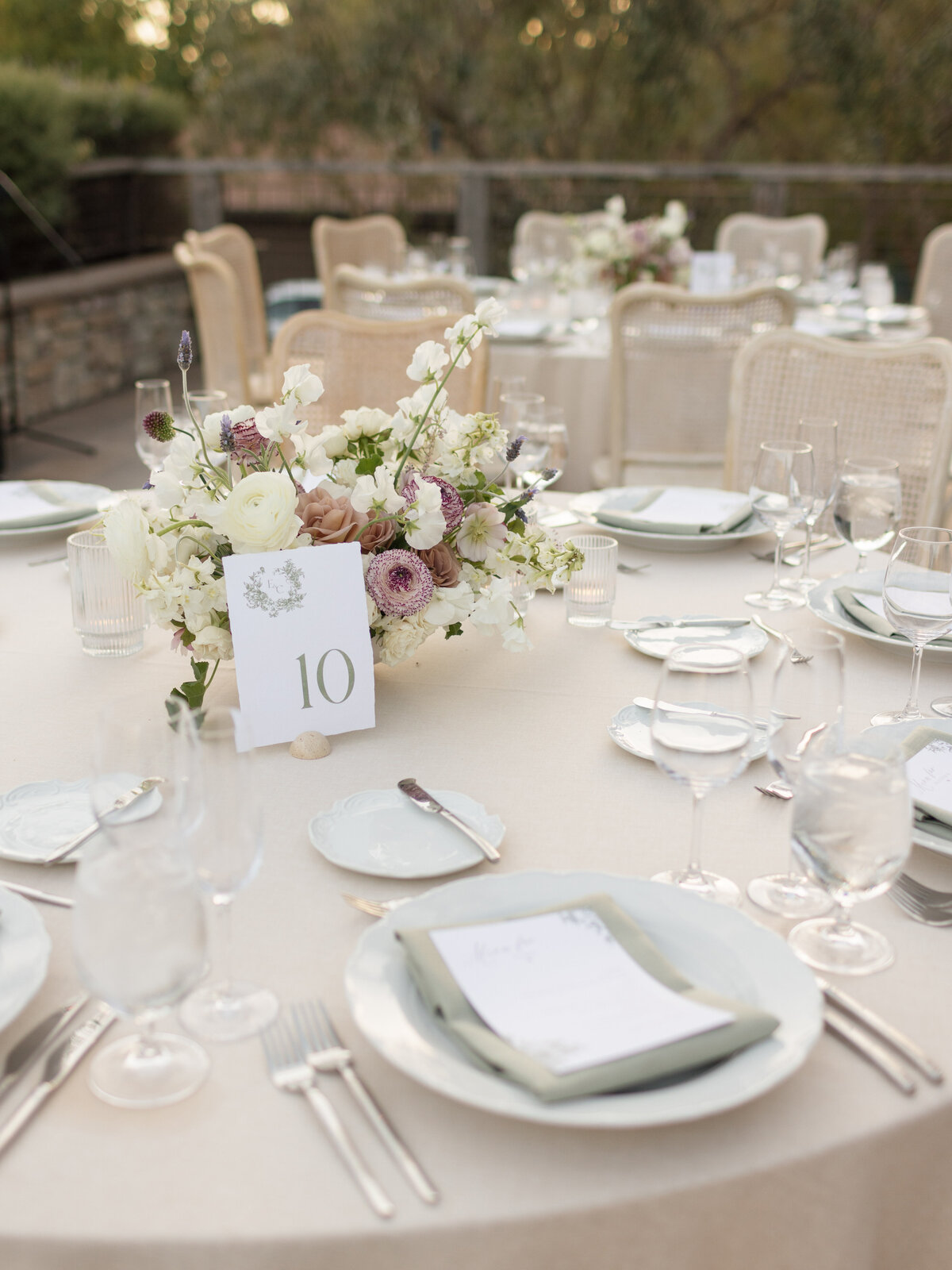 EMILY+CONOR-MCKINLEY-LAGUNA-BEACH-LOS-ANGELES-CALIFORNIA-WEDDING-LUXURY-UPSCALE-RANCH-AT-LB-236