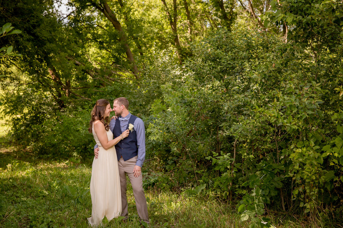 backyard-wedding-photographer