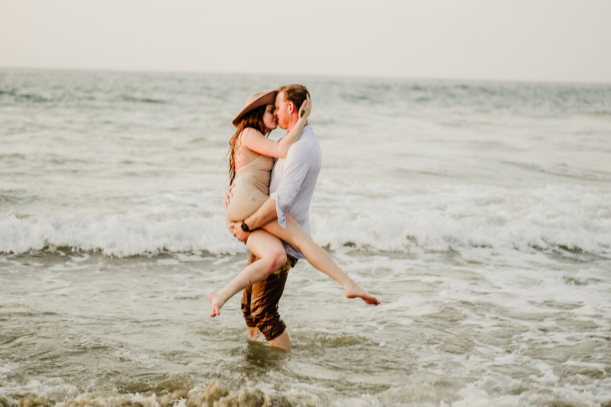 101Sayulita Engagement Session at Playa De Los Muertos_Mexico Elopement Photographer_Sarah & Chuck_December 29, 2021-220_websize