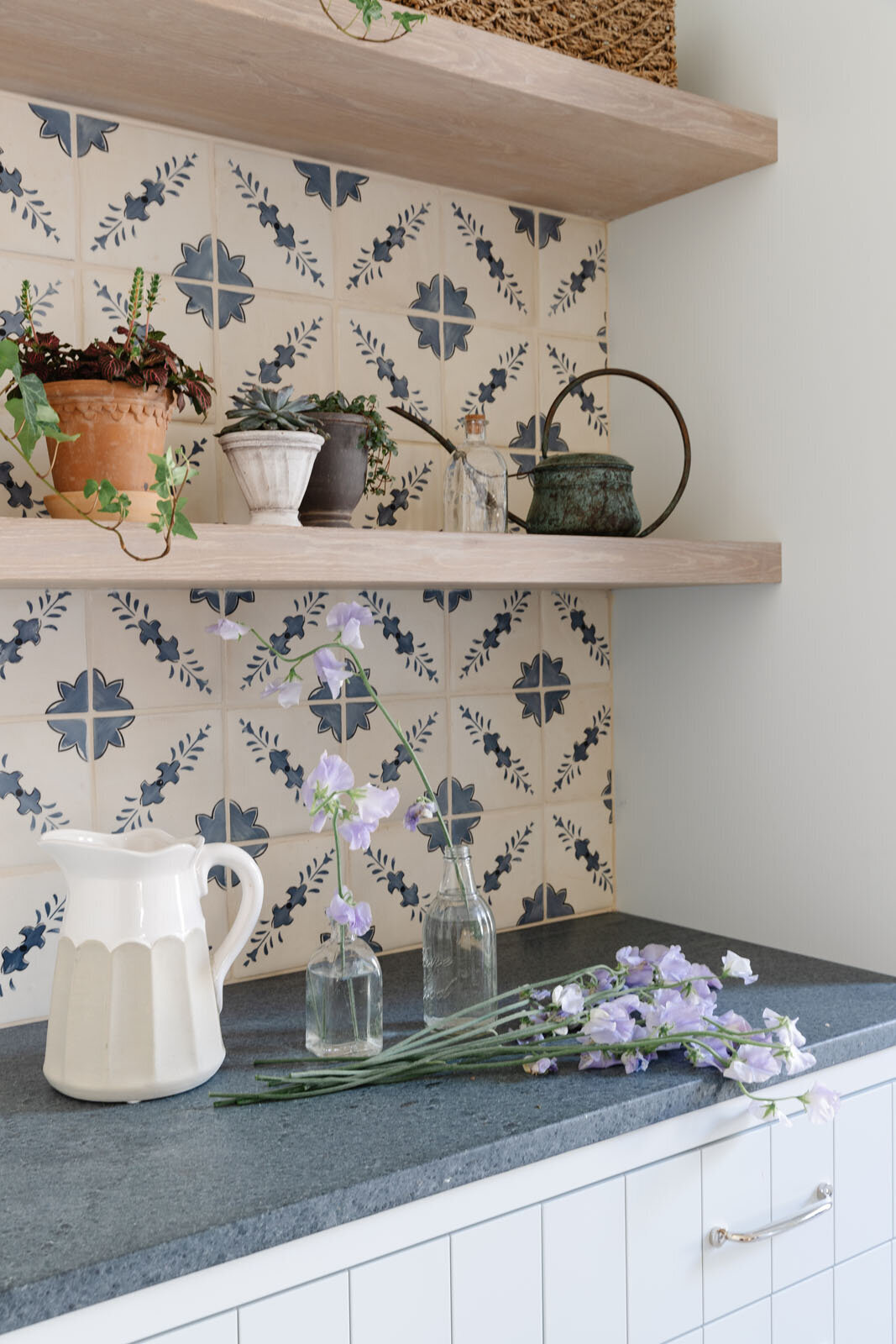 21 Utility-Interiors-Wayne-Illinois-Derby Laundry 001