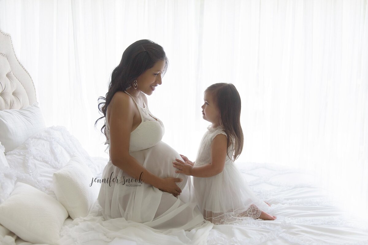 best Fayetteville GA maternity photographer, maternity portraits near me Griffin GA, maternity portrait studio McDonough GA