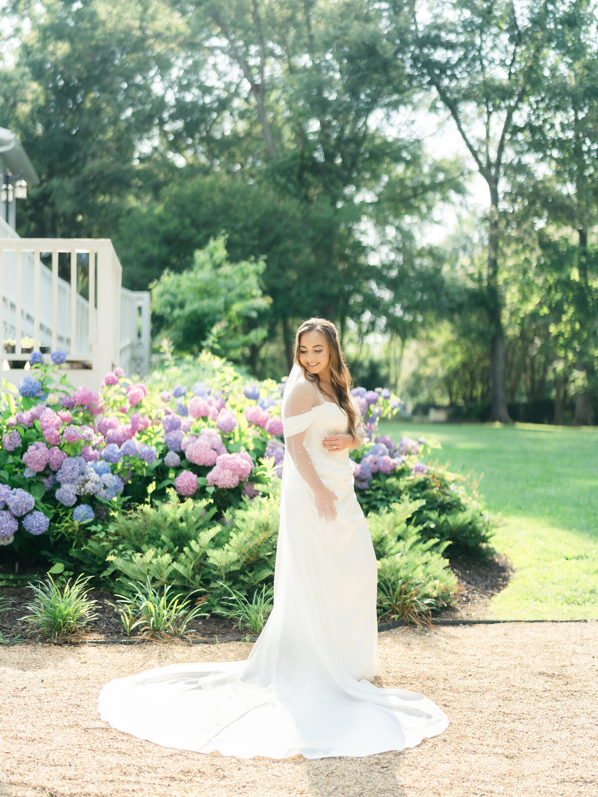 brookekaleyphotography-rachaelbridalsession-june2025-sneakpeek-highlights-90