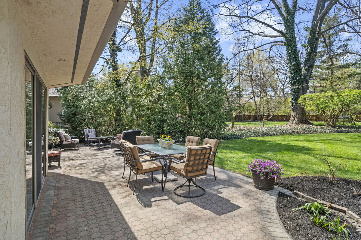 74-web-or-mls-A7402392