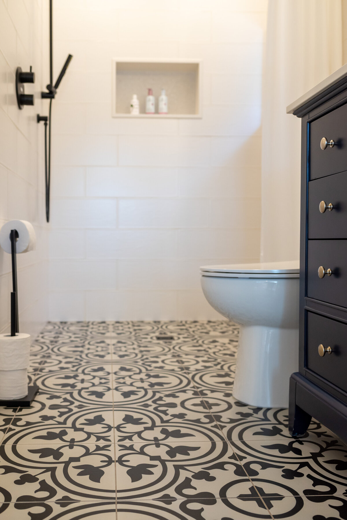 celinegarneau-downstairsbathroom13