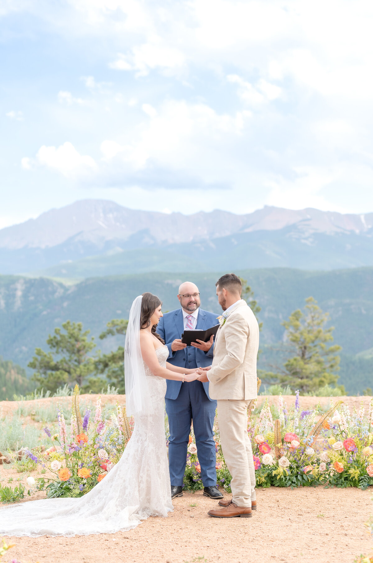 ColoradoSpringsweddingceremony
