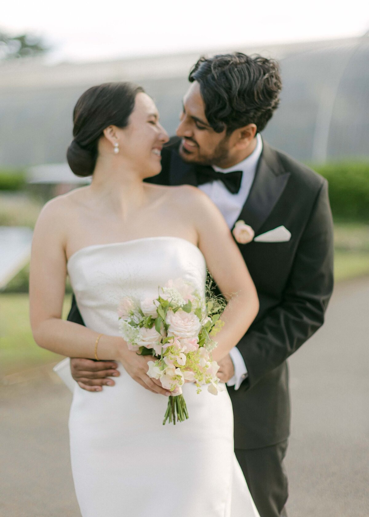 Anna-Vish-Wedding-Kew-Gardens-Chloe-Lowe-Photography-397