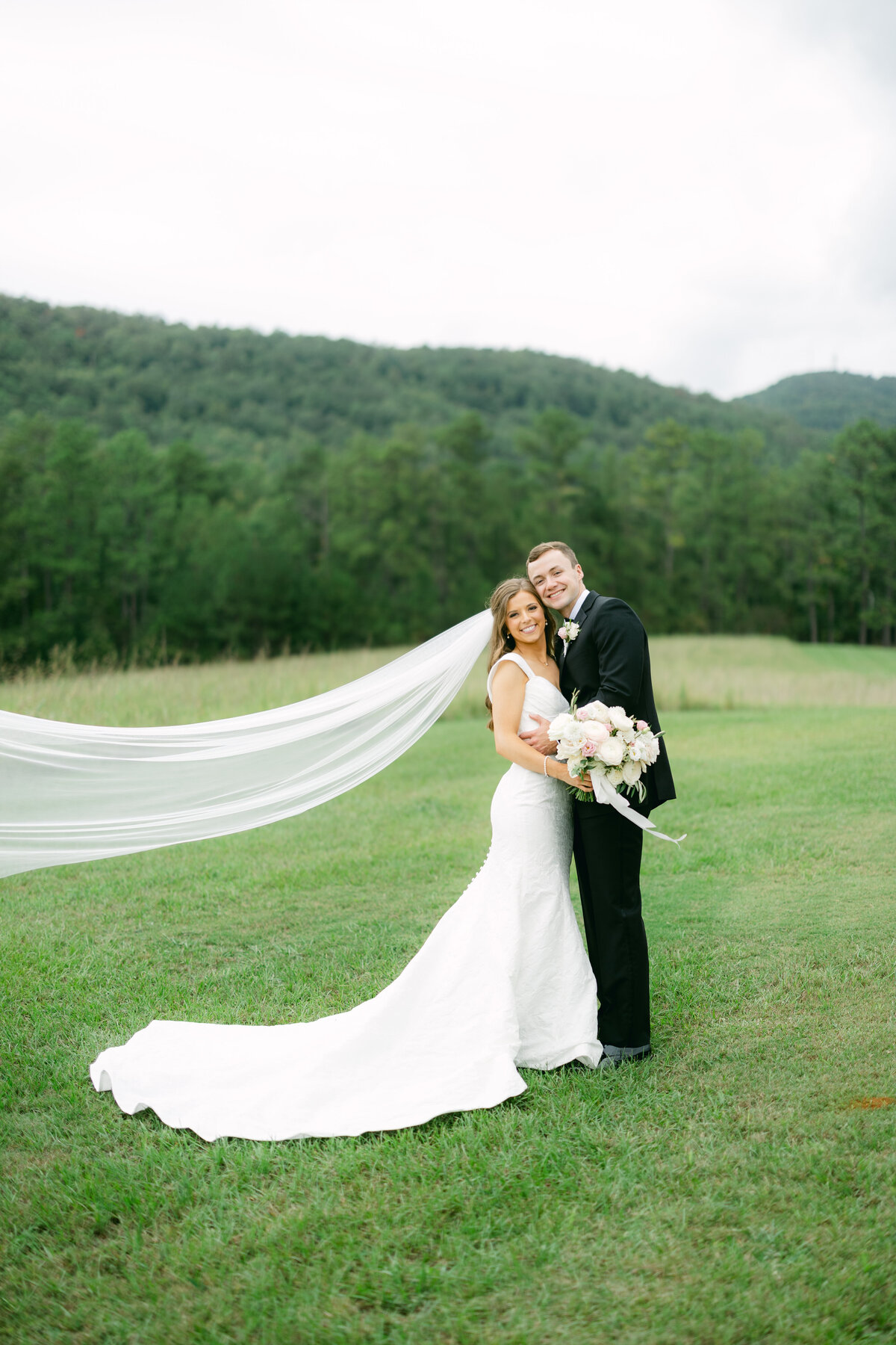 Katherine Horton Photography Olivia & Drew Wedding Day Katherine's Favorites_0097