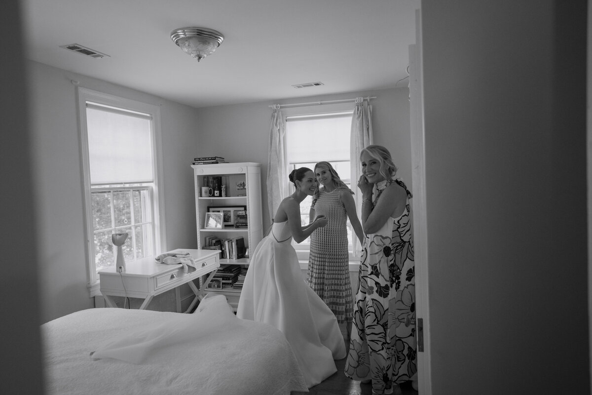 062825_Emma_Tommy_Preparation-0047