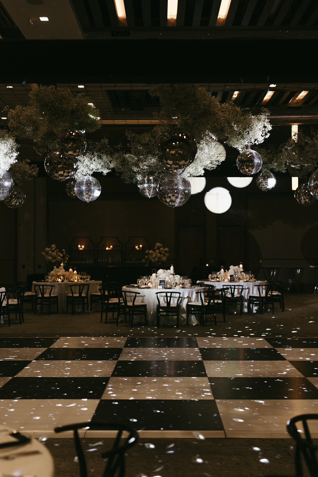 Luxury wedding ceremony in scottsdale styled by Arizona wedding planner  