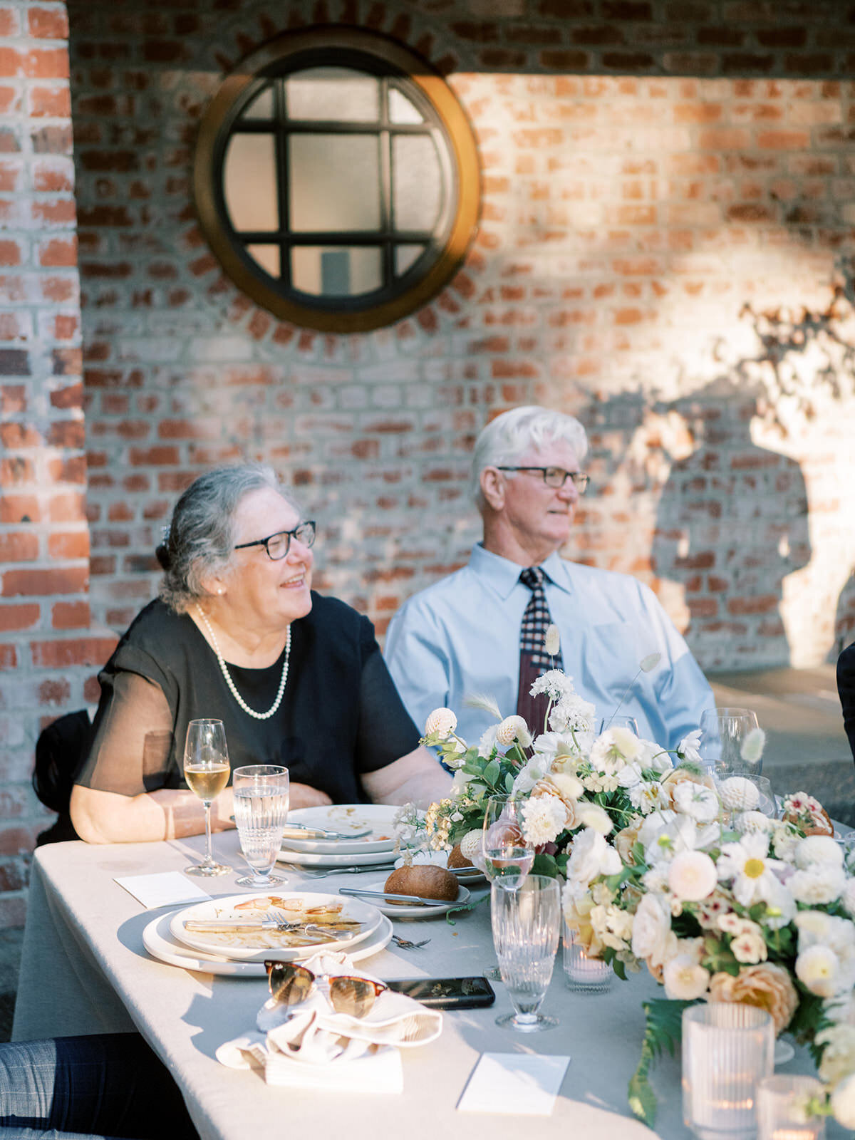 Carlos-Hernandez-Photography-Molly-Charles-Wedding-Portland-424