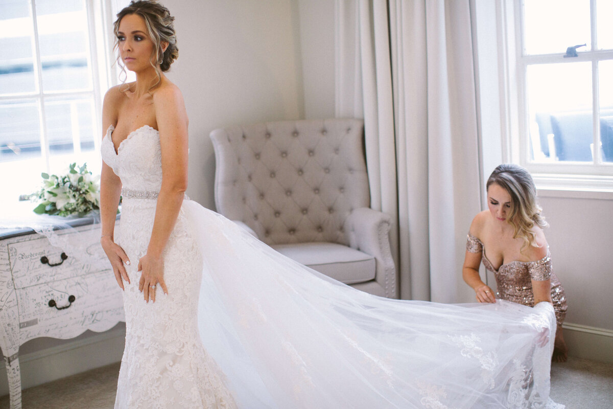 HeatherGettingReady-86