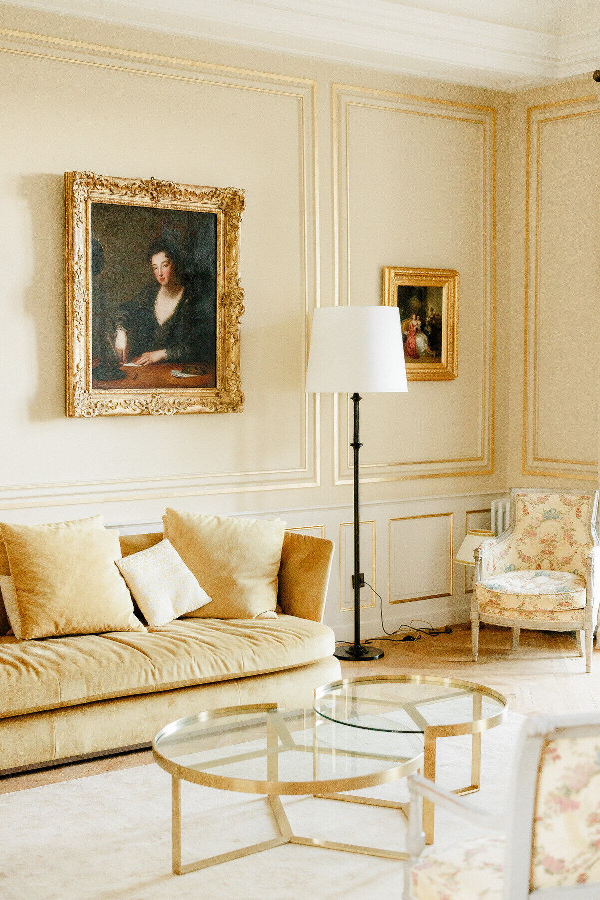 Modern_Chic_Chateau_Valouze_Destination_Wedding_Photographer-20