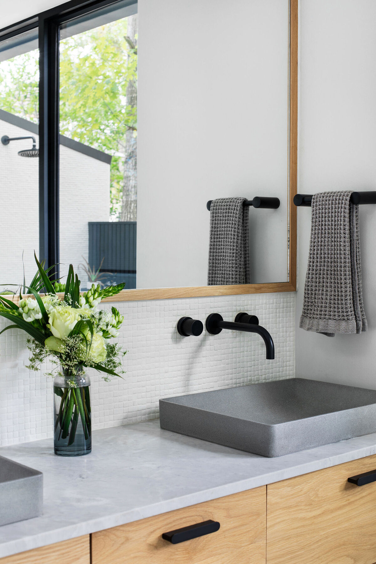 hello-home-modern-bathroom-wood-vanity-design-austin-luxury-home-interior-7