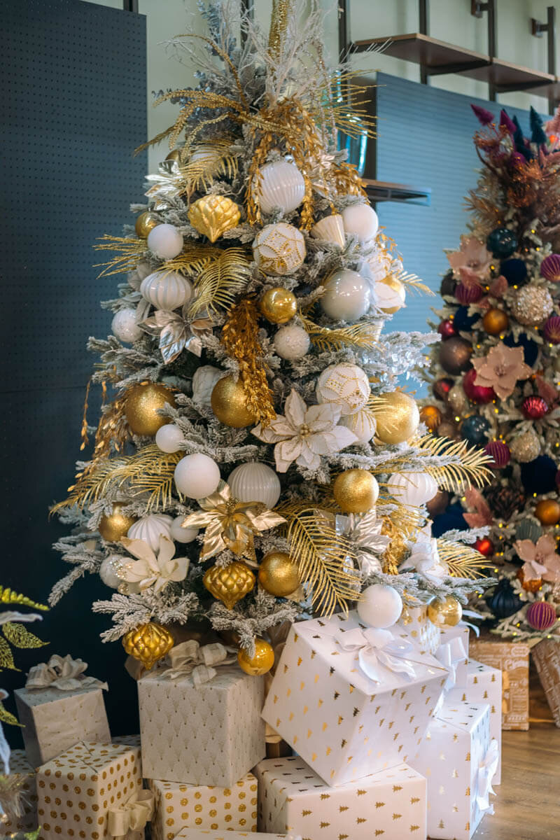 GoldHolidayDecor-TheBelleNoel5
