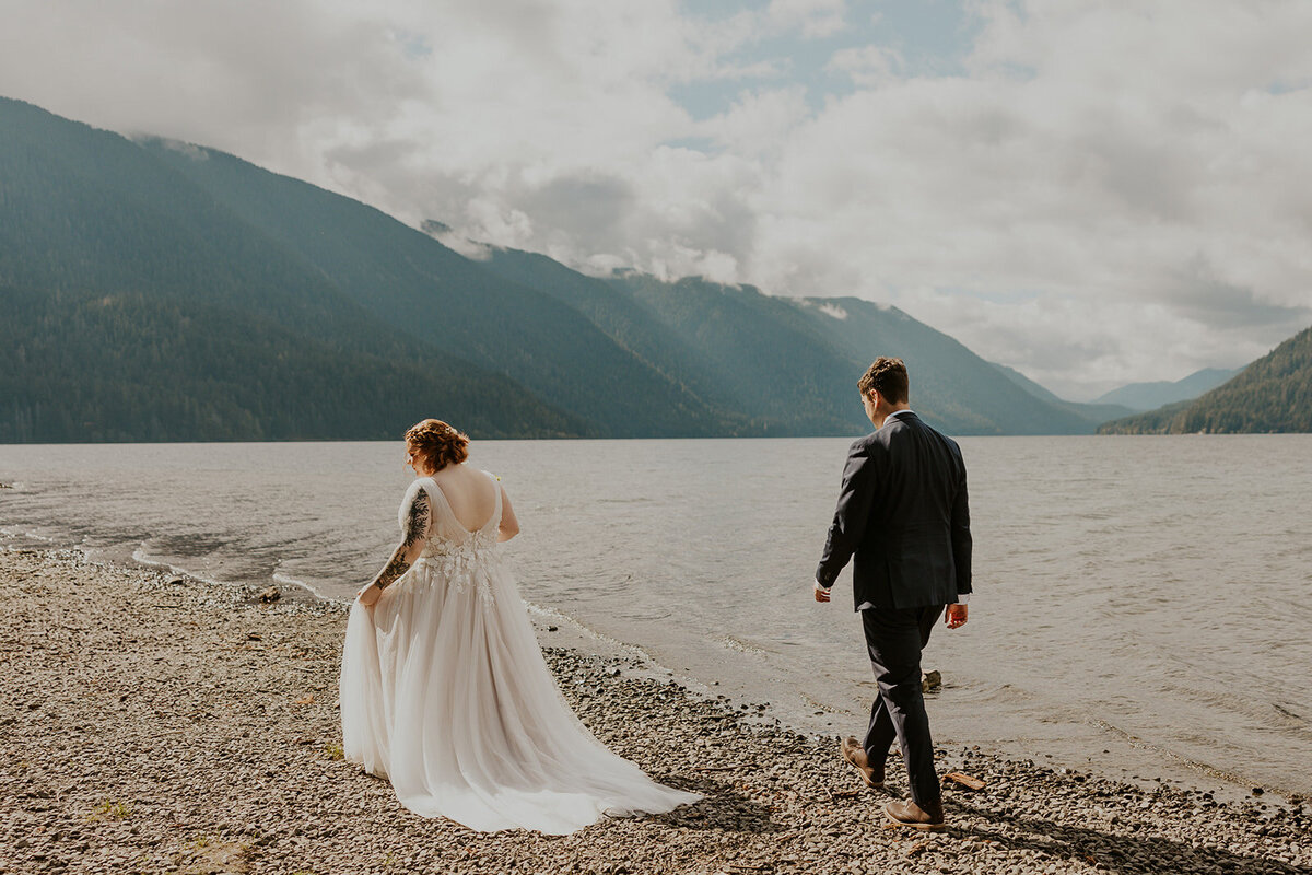 olympic-national-park-elopement-photographer-venturing-vows-22