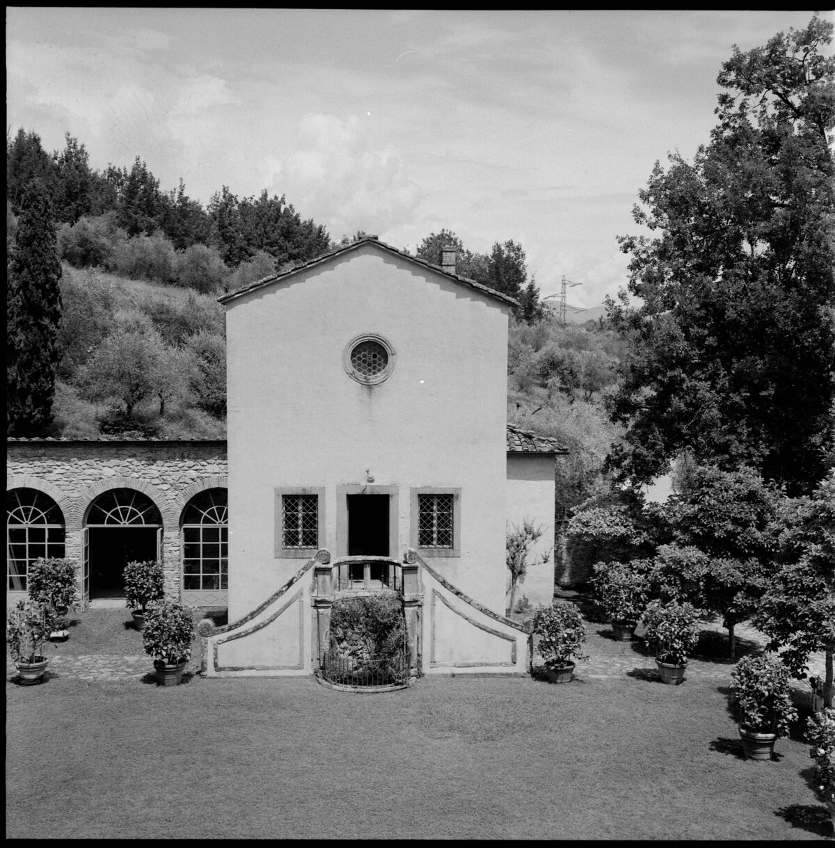 Villa-Catureglio-Wedding-For-Love-of-Love-11