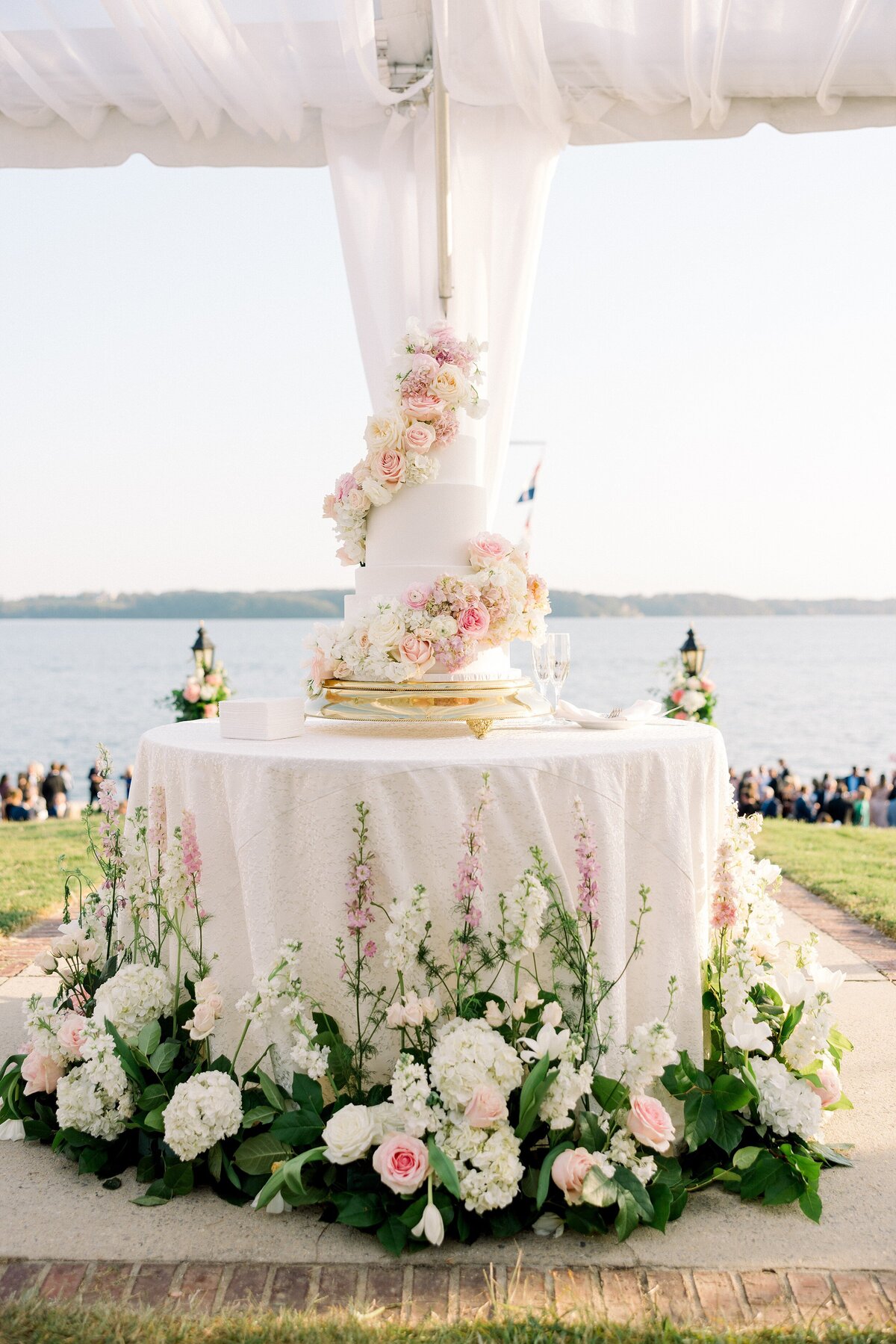 Turtle-Point-Yacht-and-Country-Club-Wedding-16