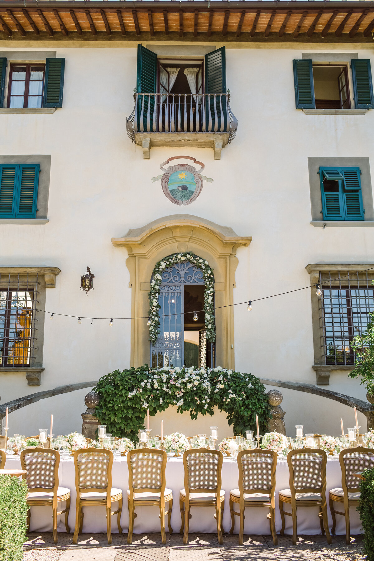 wedding-rece-tion-italian-villa-details