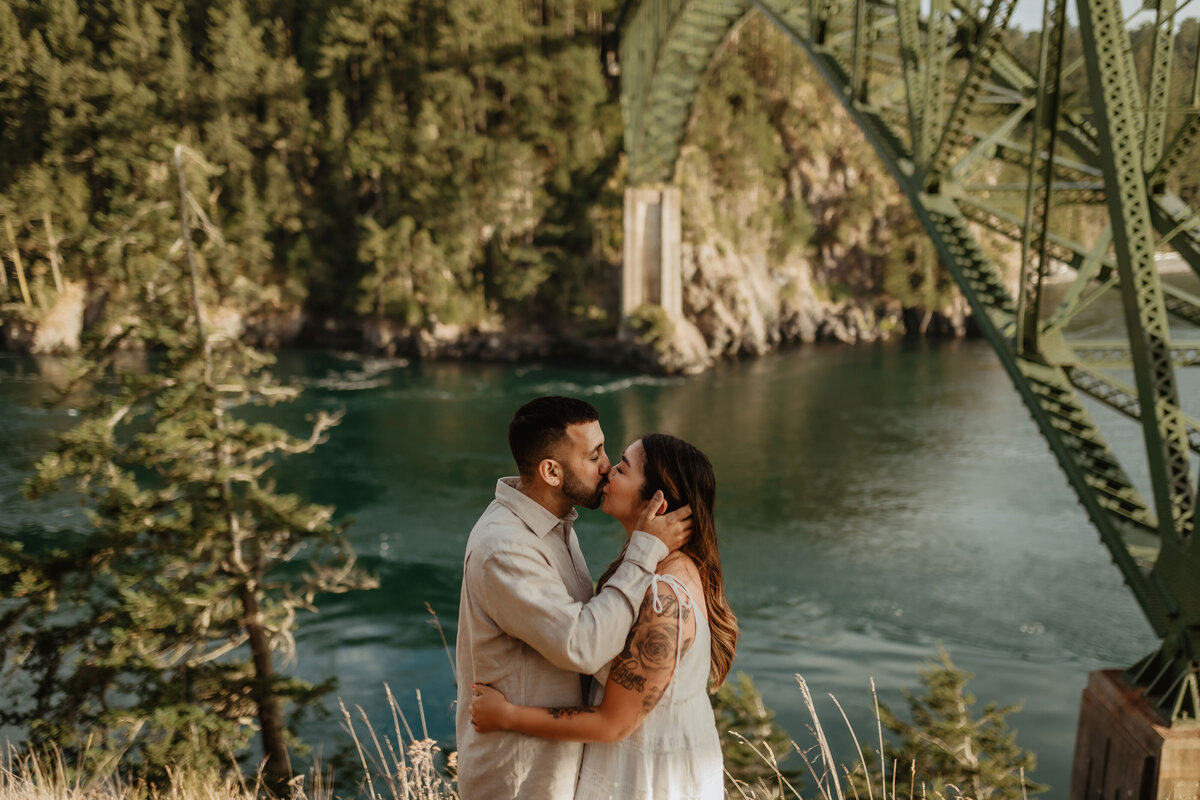 linda-sam-deception-pass-engagement-75