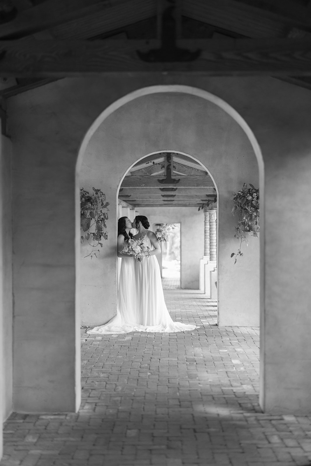 sneak peeks erika and katie-36