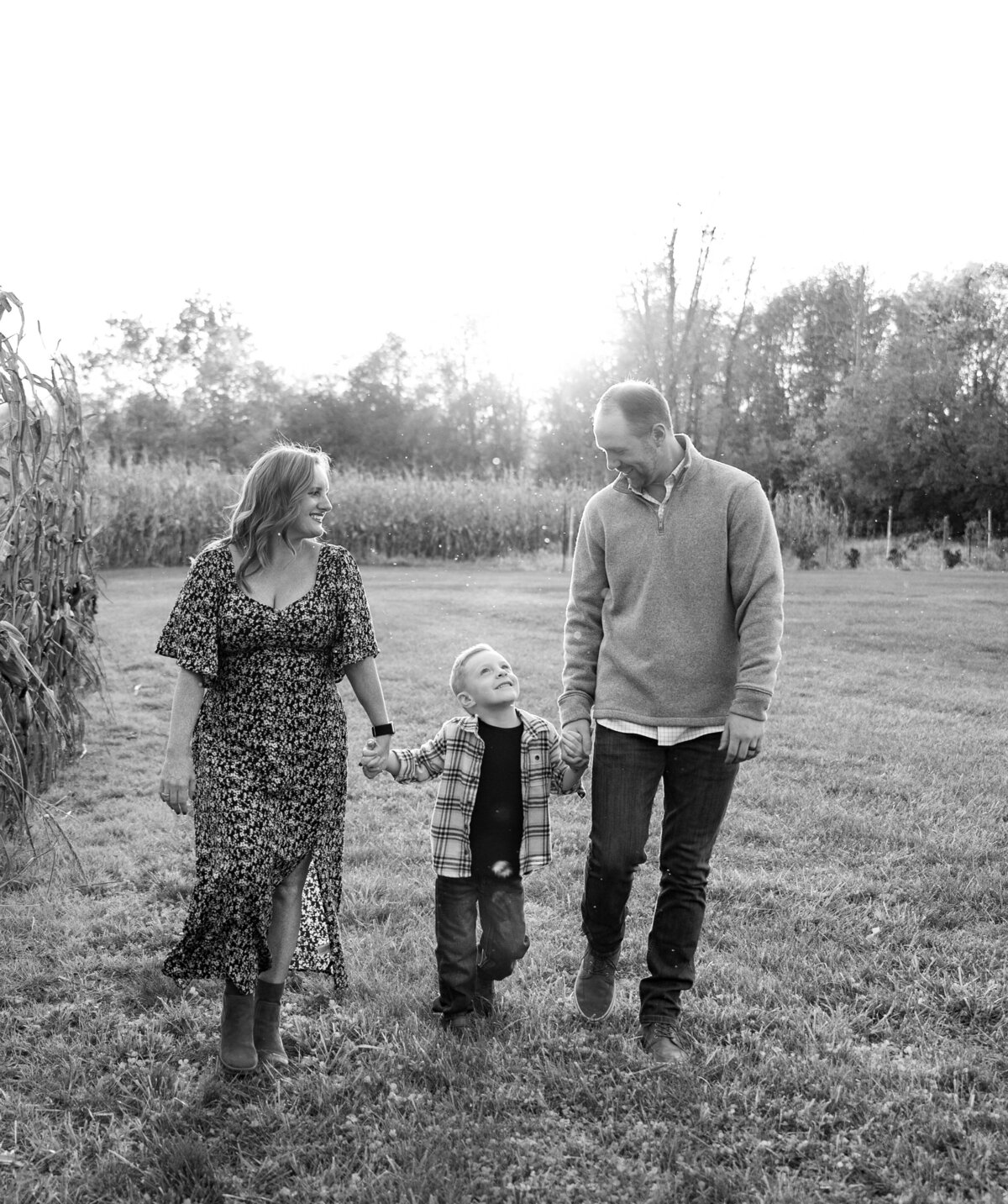 Taylor Elizabeth Photography Weddings and Lifetyle Photographer in Indiana Families Photo 36
