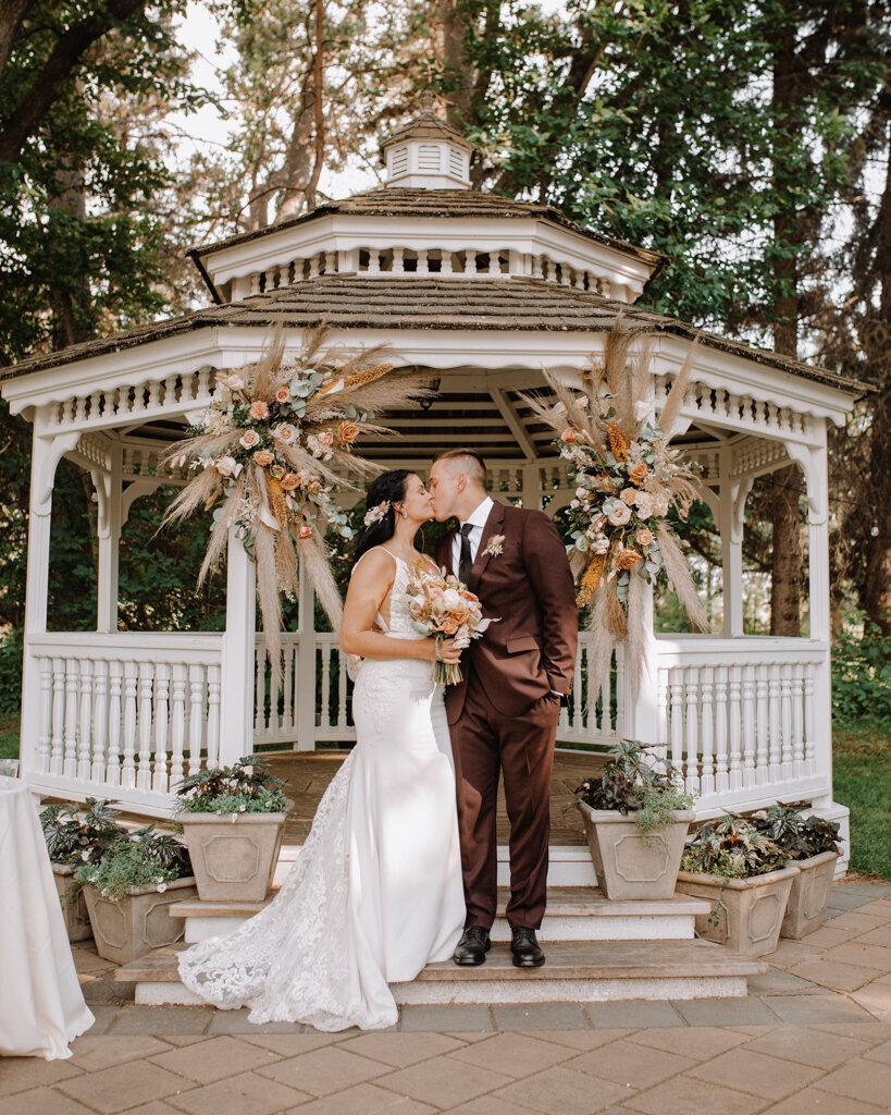 Petal & Stem Florist Bronte Bride Vendor Guide