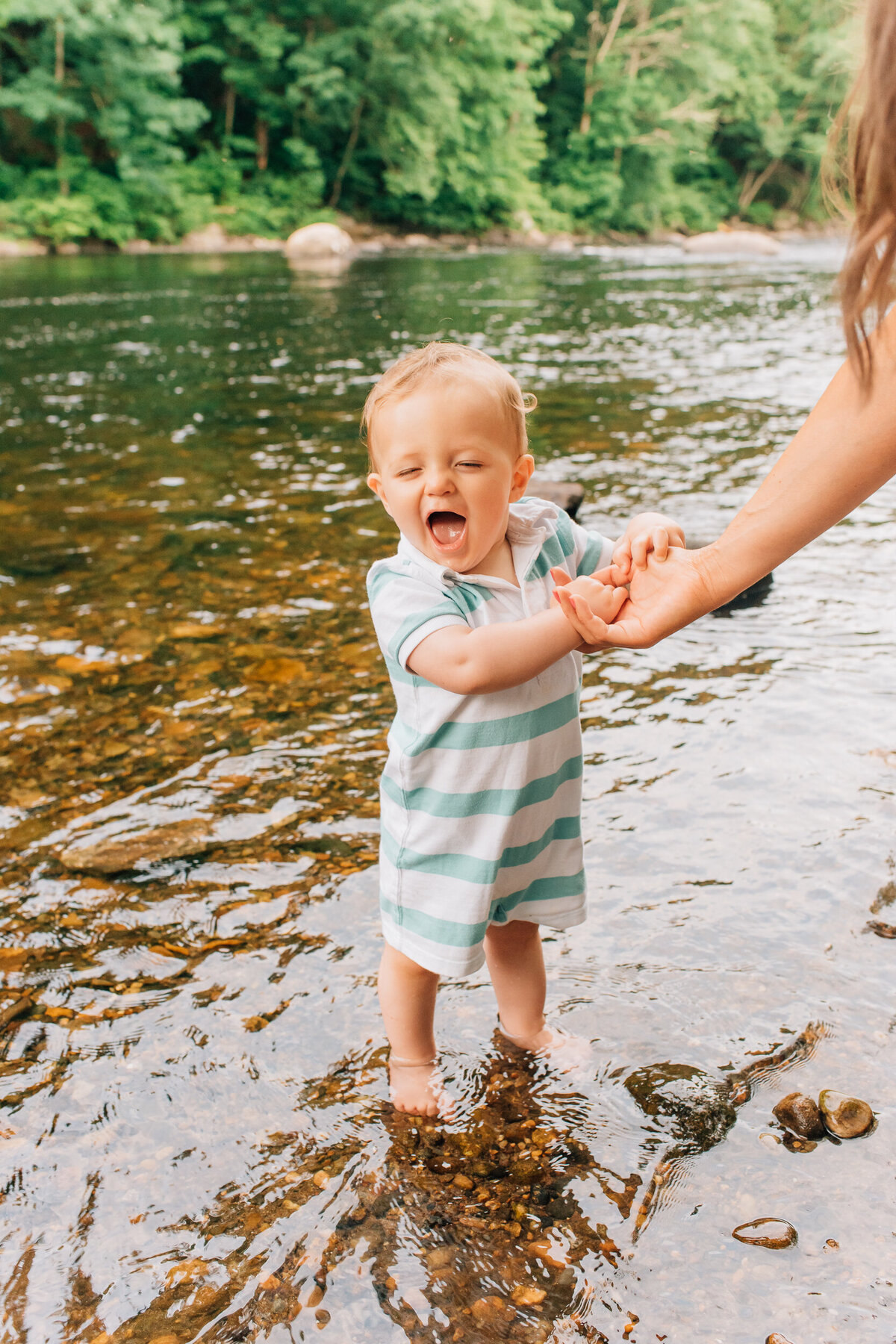 River Mini Session 2025 | Sharon Leger Photography-5