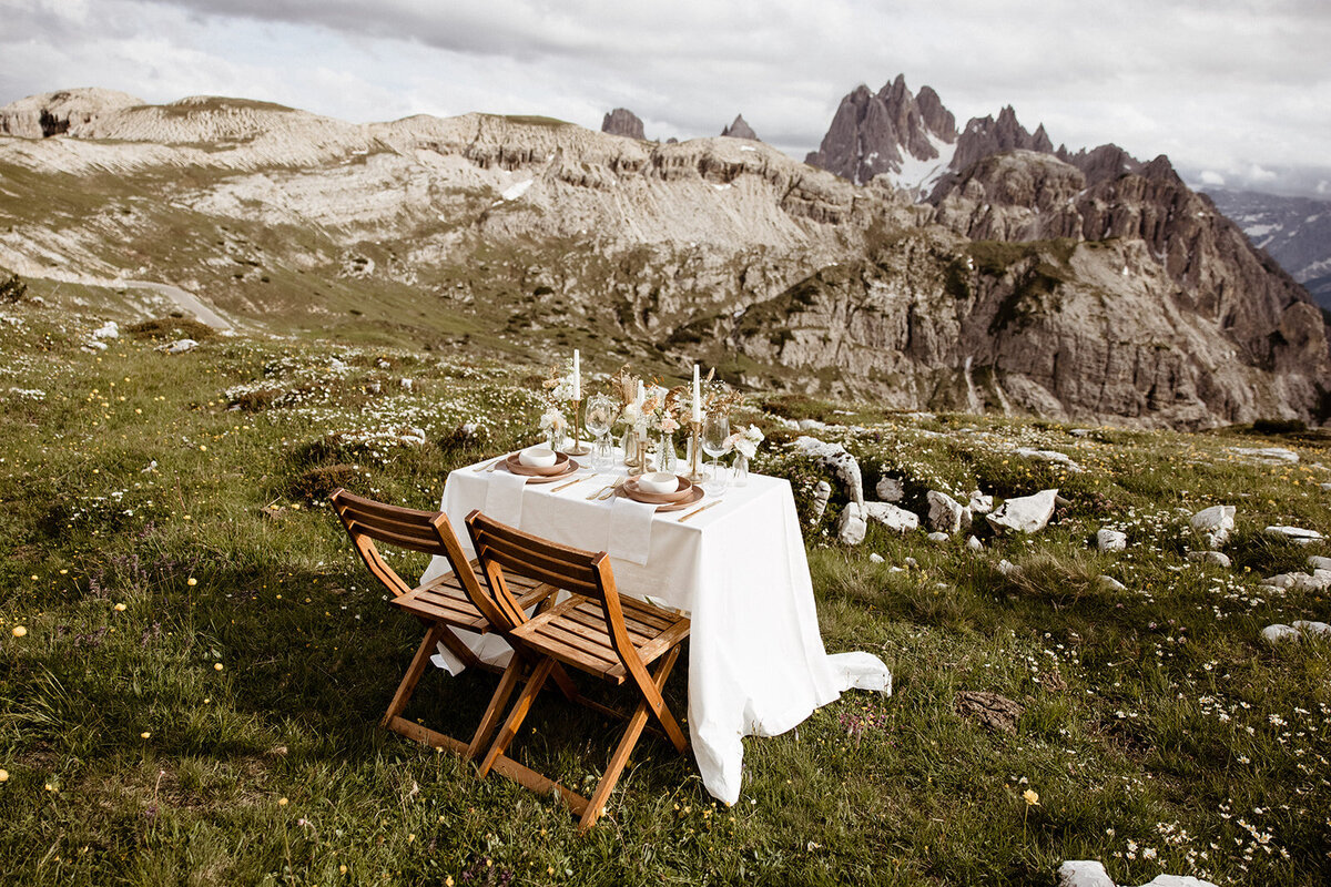 Dolomites-dallinhassard-1593