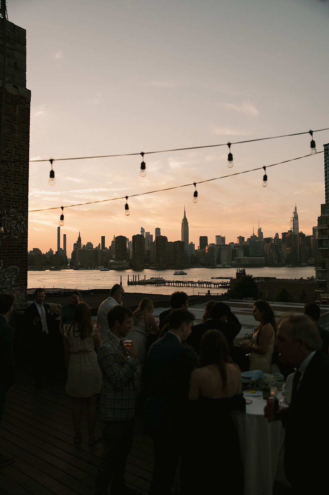 cool-wedding-reception-city-skyline-jemima-richards-photography