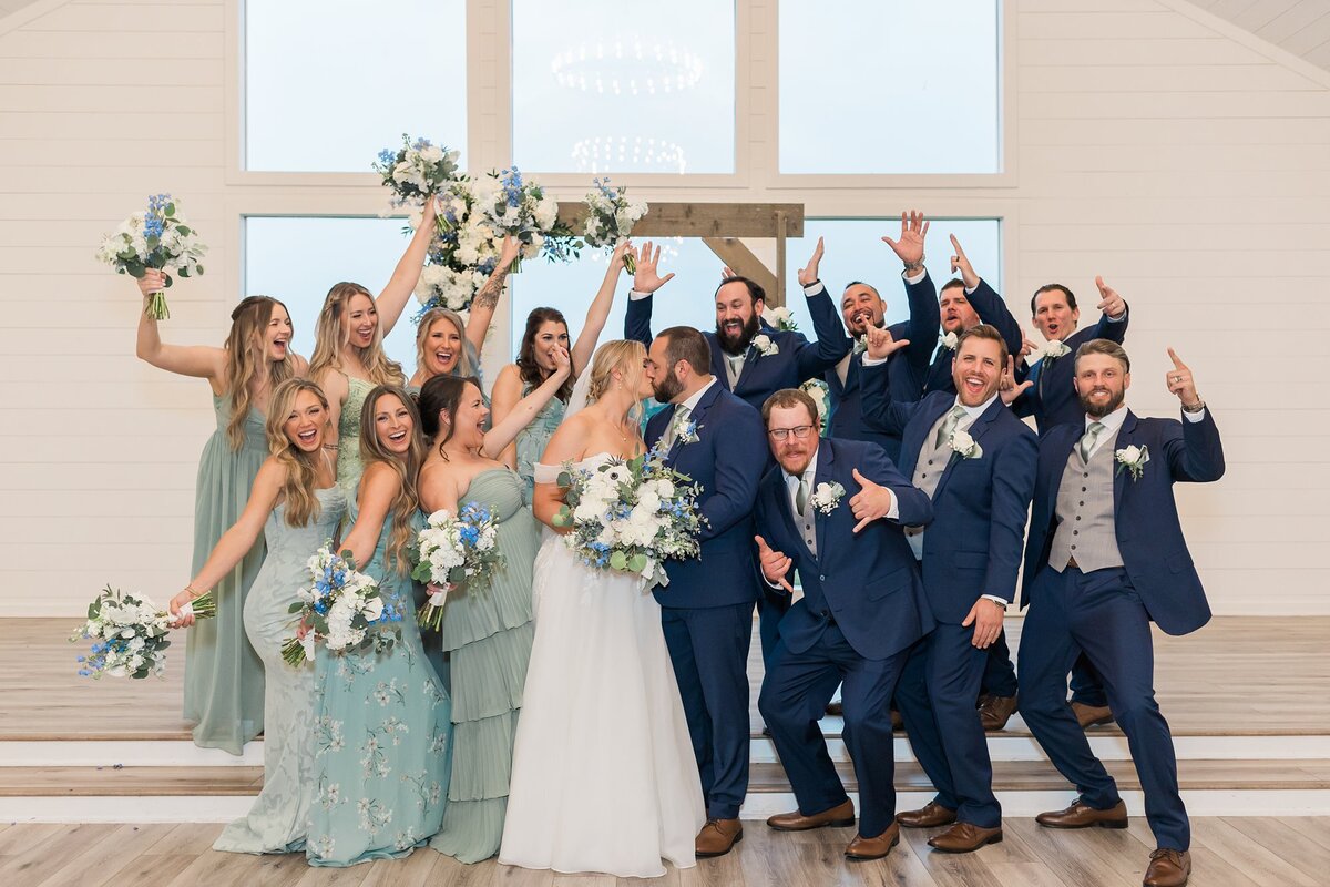 DanielleandAaronTheFarmhouseKristinNicholePhotography66