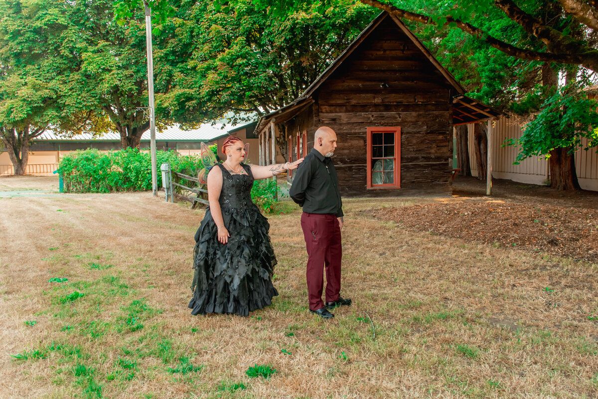 Bride with black dress during the first look. Romantic moment in a Halloween wedding in Bay Area