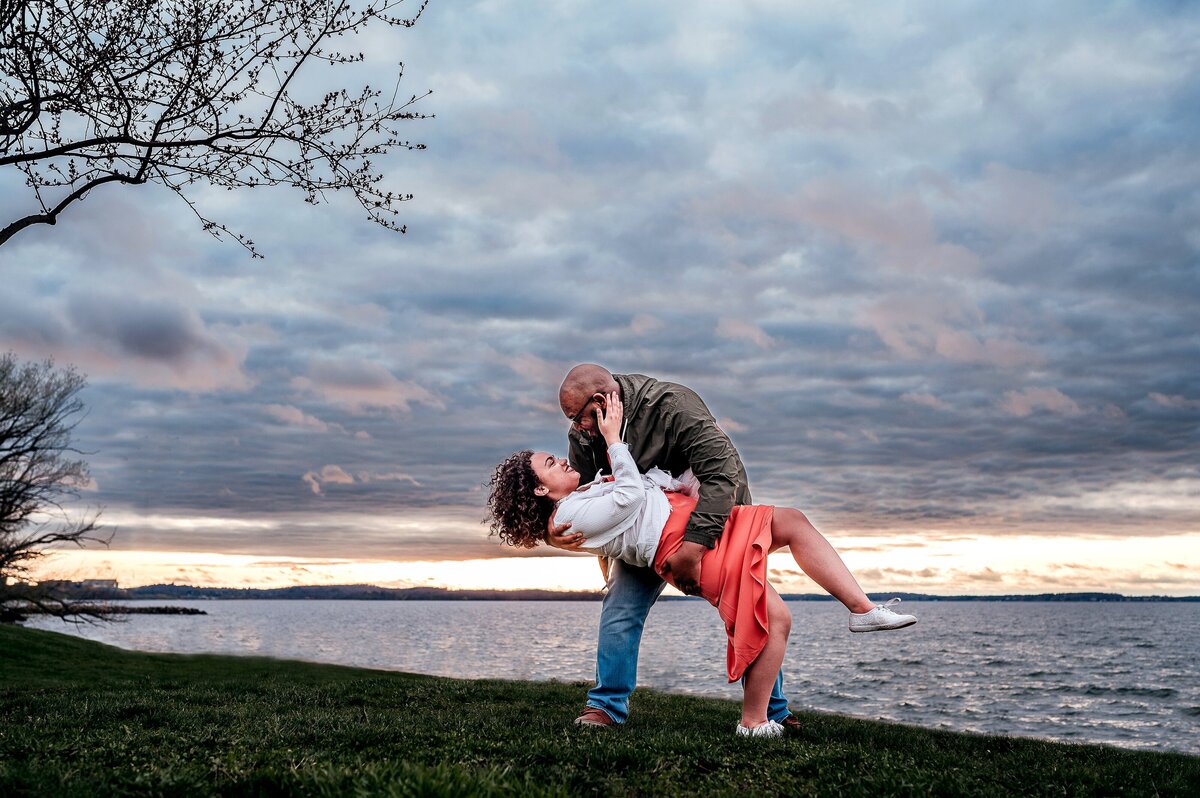 Couple dip lakefront McKennaPattersonPhotography