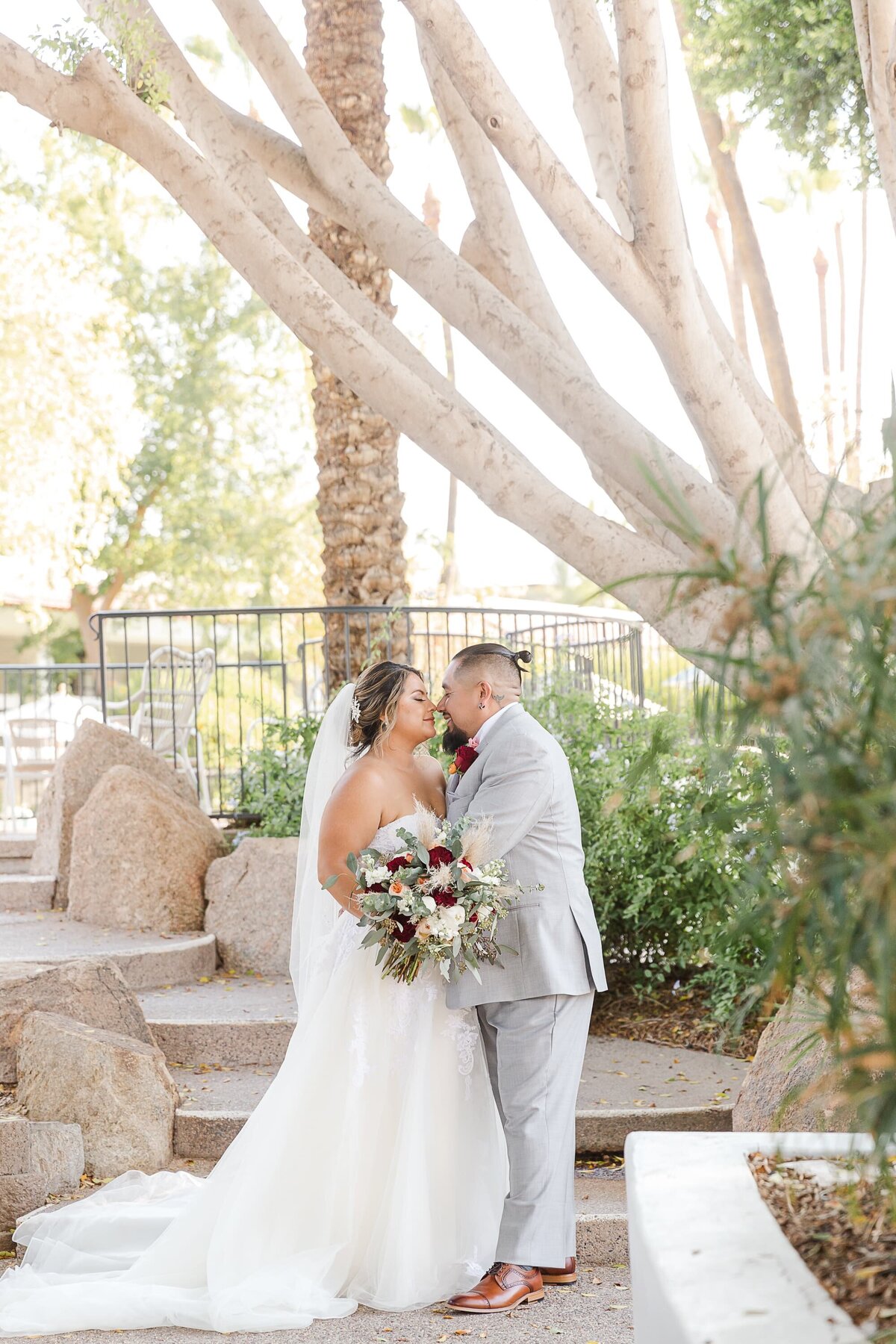 Scottsdale-Wedding-Photographers-The-Scott-Resort-Bride-Groom-1123