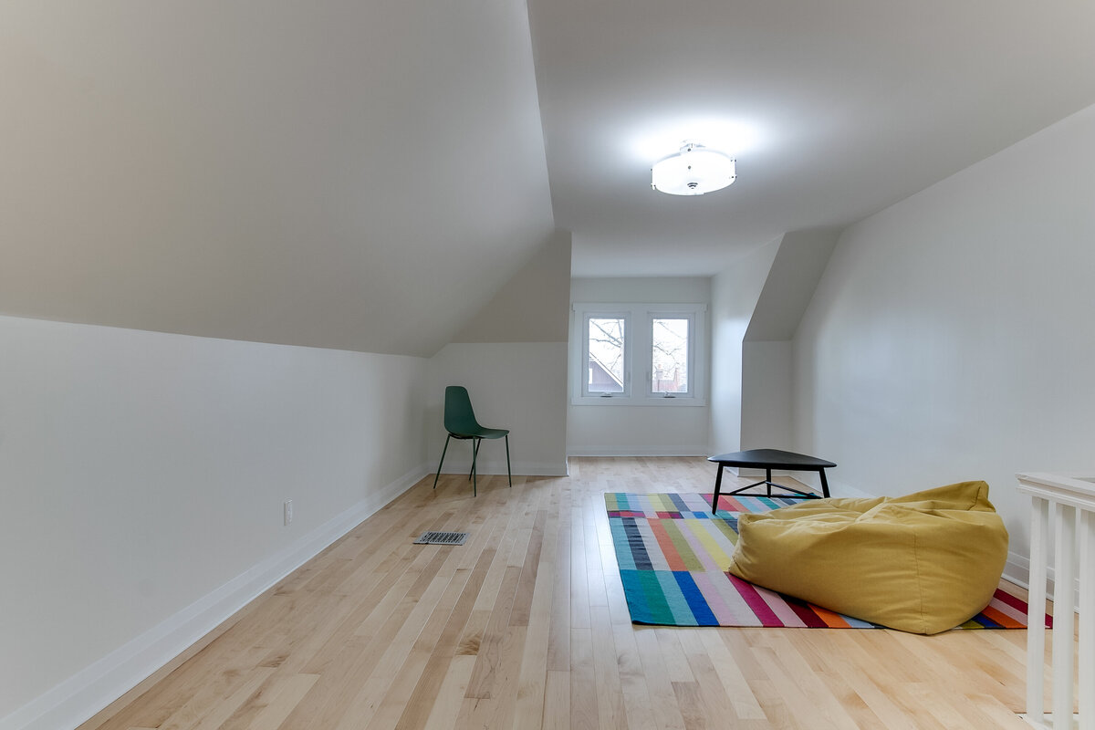 040_Loft