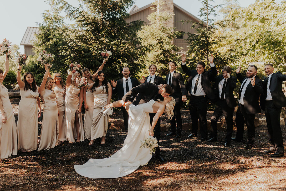 Indianapolis Wedding Florist Planner_First Class Designs_emily elizabeth photography_5