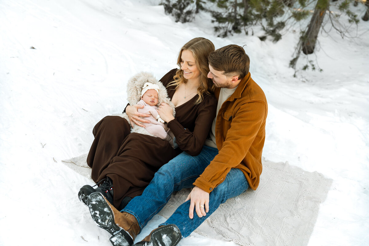 Lake Tahoe-Newborn-Photographer-66