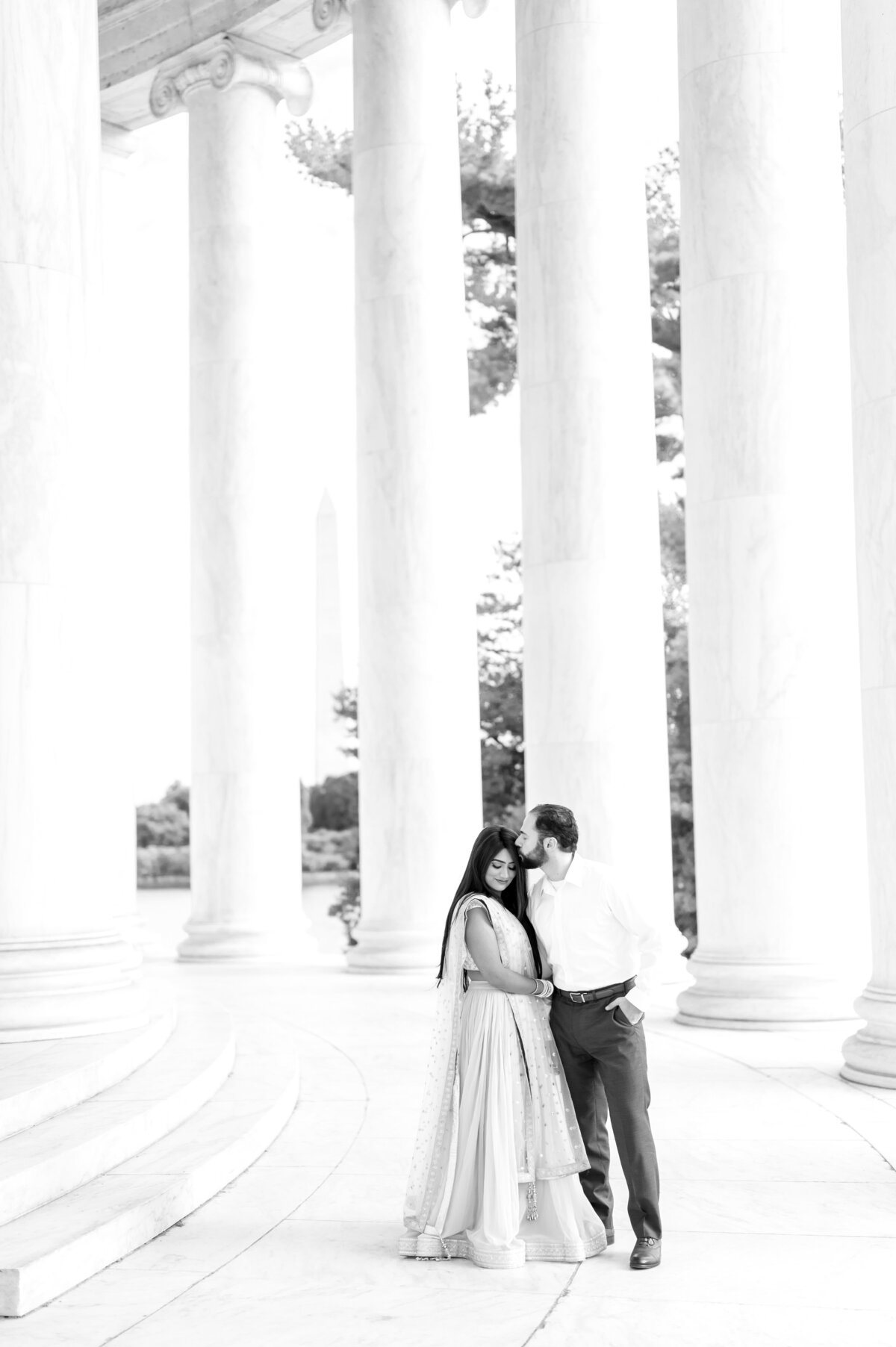 Jefferson Memorial Engagement Session-08.24.57