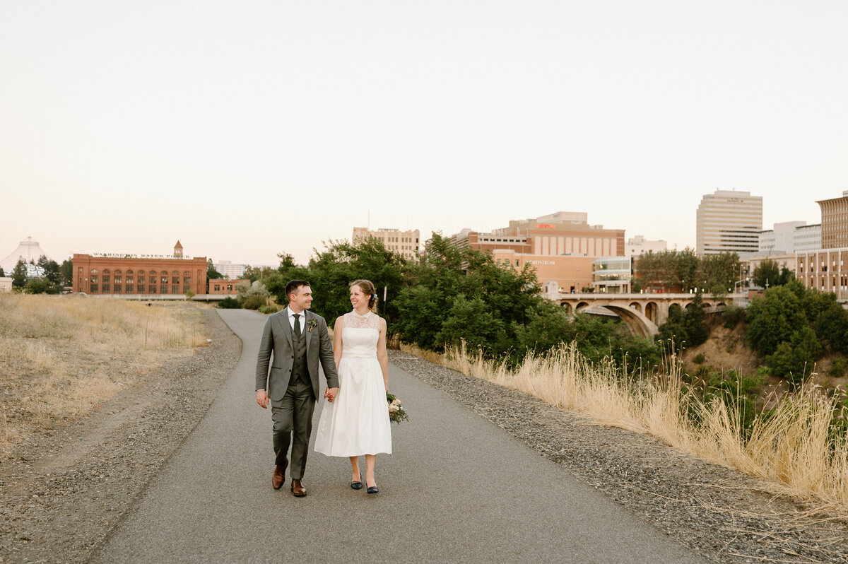downtown_spokane_elopement_portraits_08