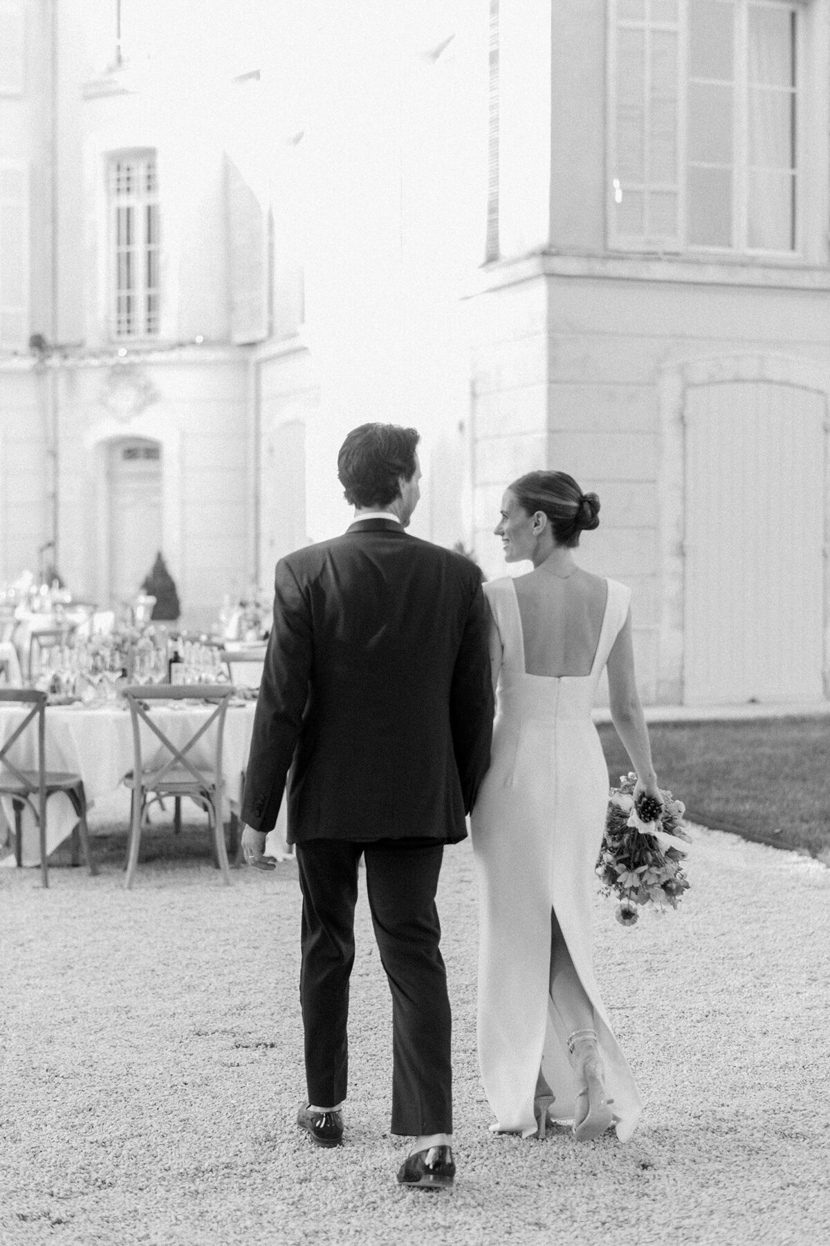 Maïlys Fortune Photography Husband Wife Wedding Weddings Photography France Switzerland Italy Timeless Dreamy Imagery Bilingual French English Destination Weddings Destination Wedding Provence French Riviera Paris Lake Como Tuscany90