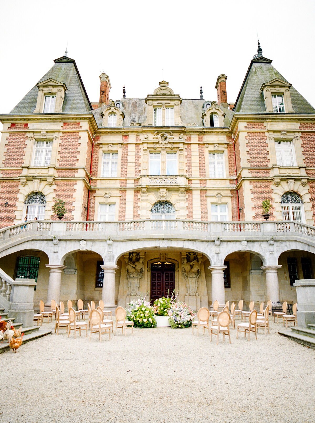 Wedding at Château Bouffémont photographed by Lake Como Wedding photographer