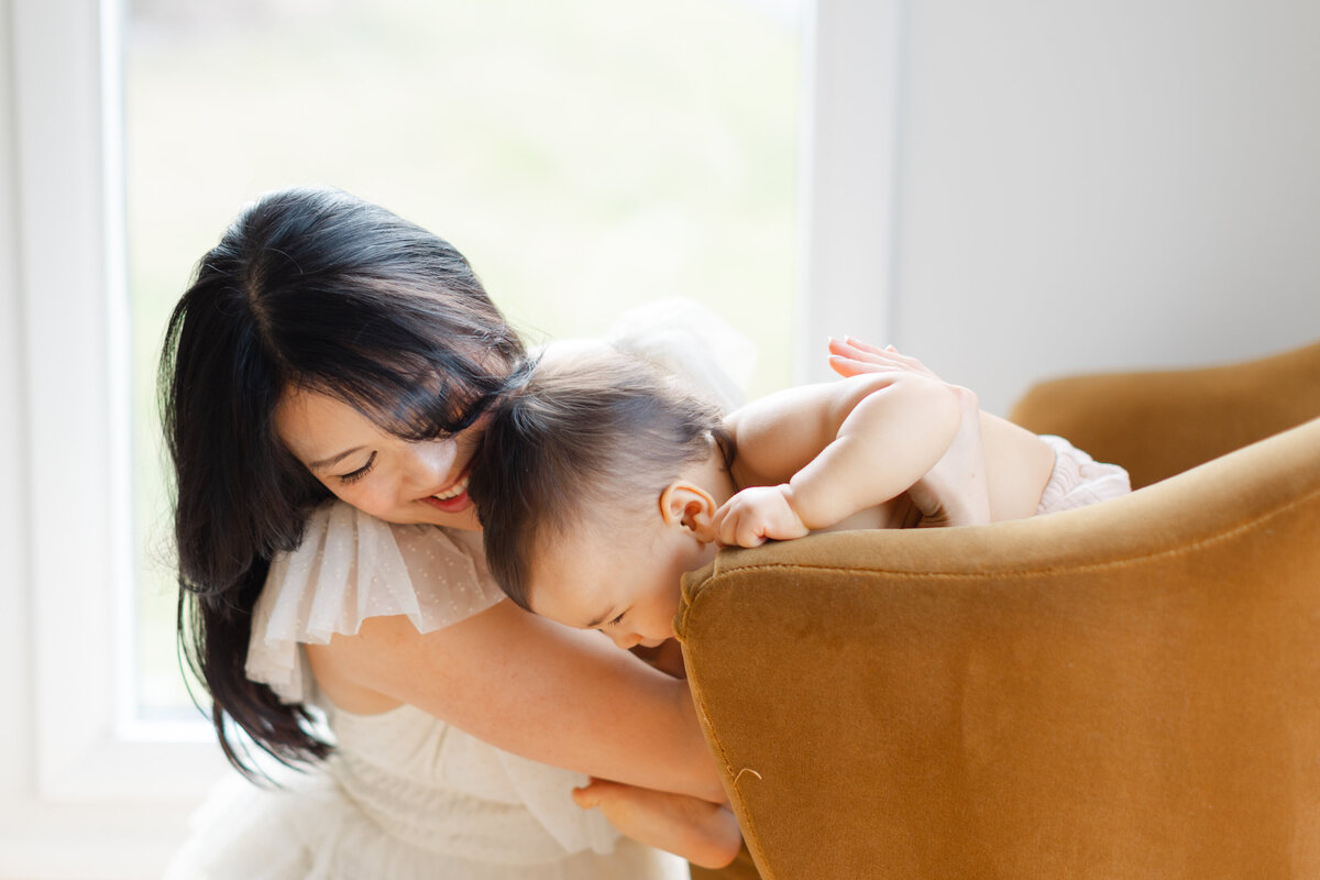 Philadelphia baby milestone portraits - 8