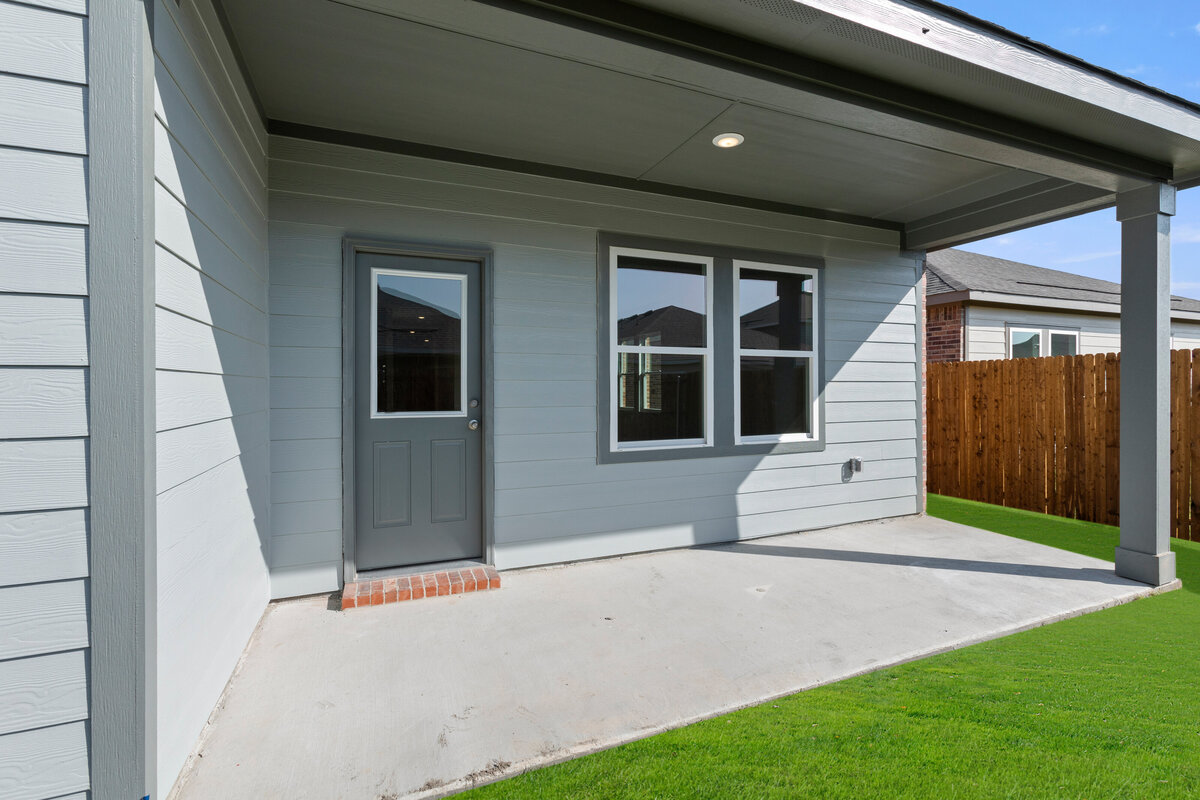 4913 Gadwall- Patio-1