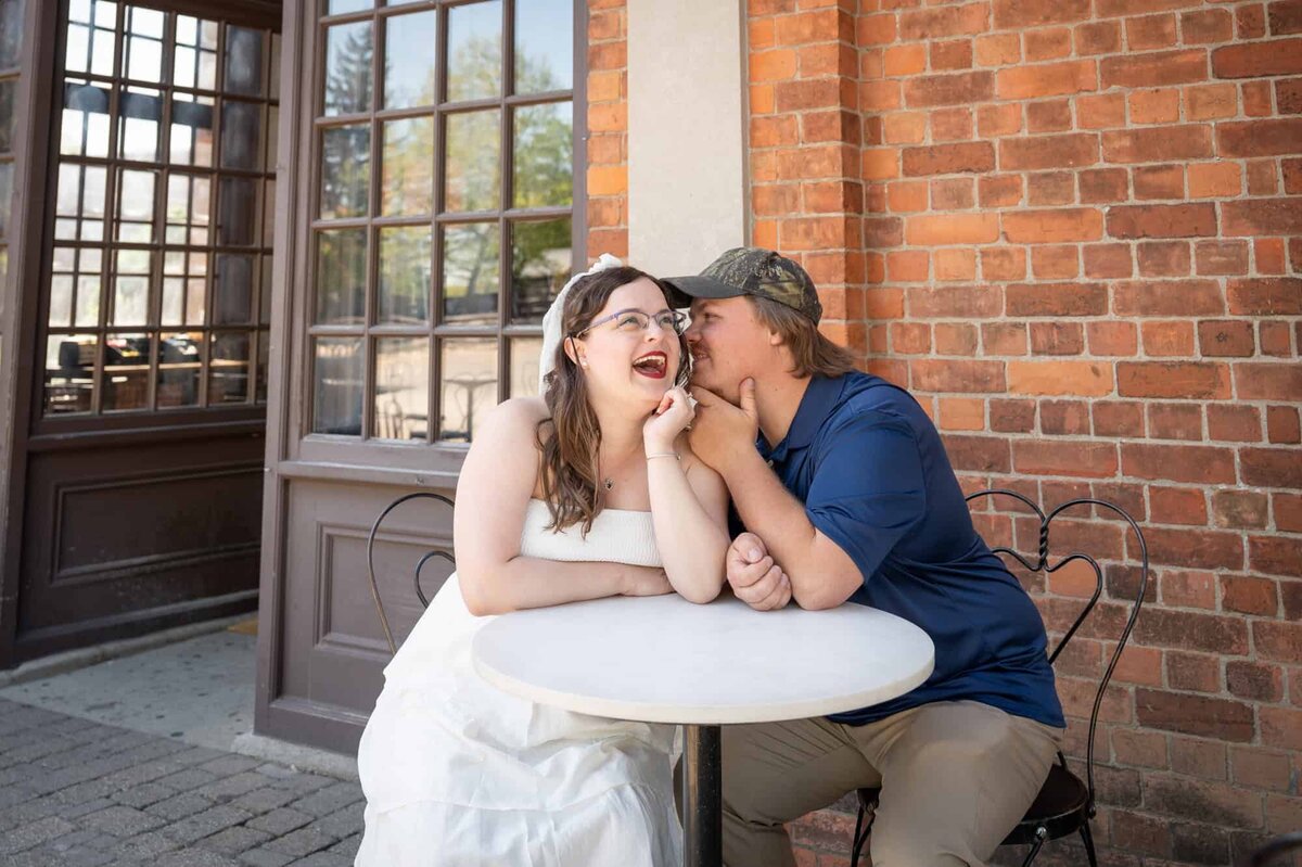 grandrapidsweddingphotographer-ah2025-81