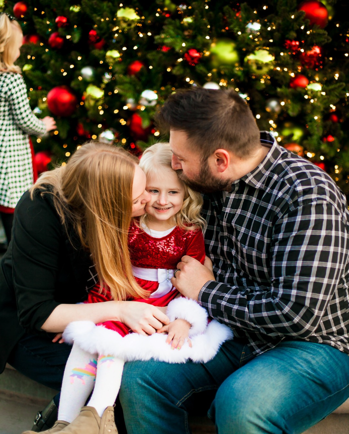 Alessandra-legacy-Photography-Mommy-and-me-Carmel-indianapolis-children's-holiday-christmas-mini-shoot-summer-session-family-6